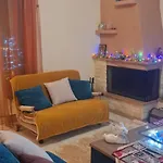 Dina's Luxury Apartment- Trikala, Apartamento