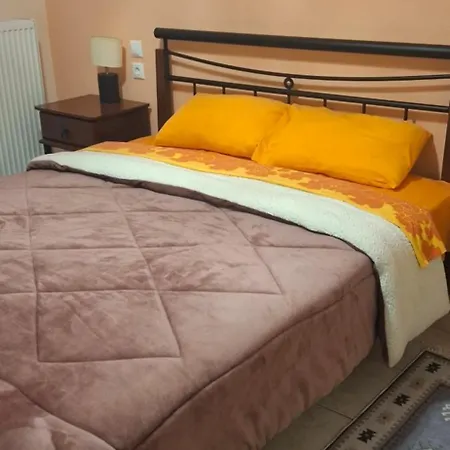 Dina's Luxury Apartment- Trikala, Apartamento Farkadona