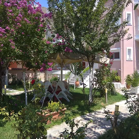 Dina's Luxury Apartment- Trikala, *